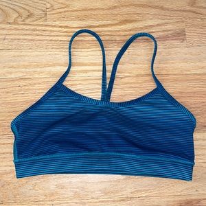 Lululemon Size 4 Sports Bra